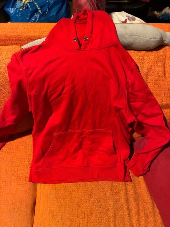 Pull rouge