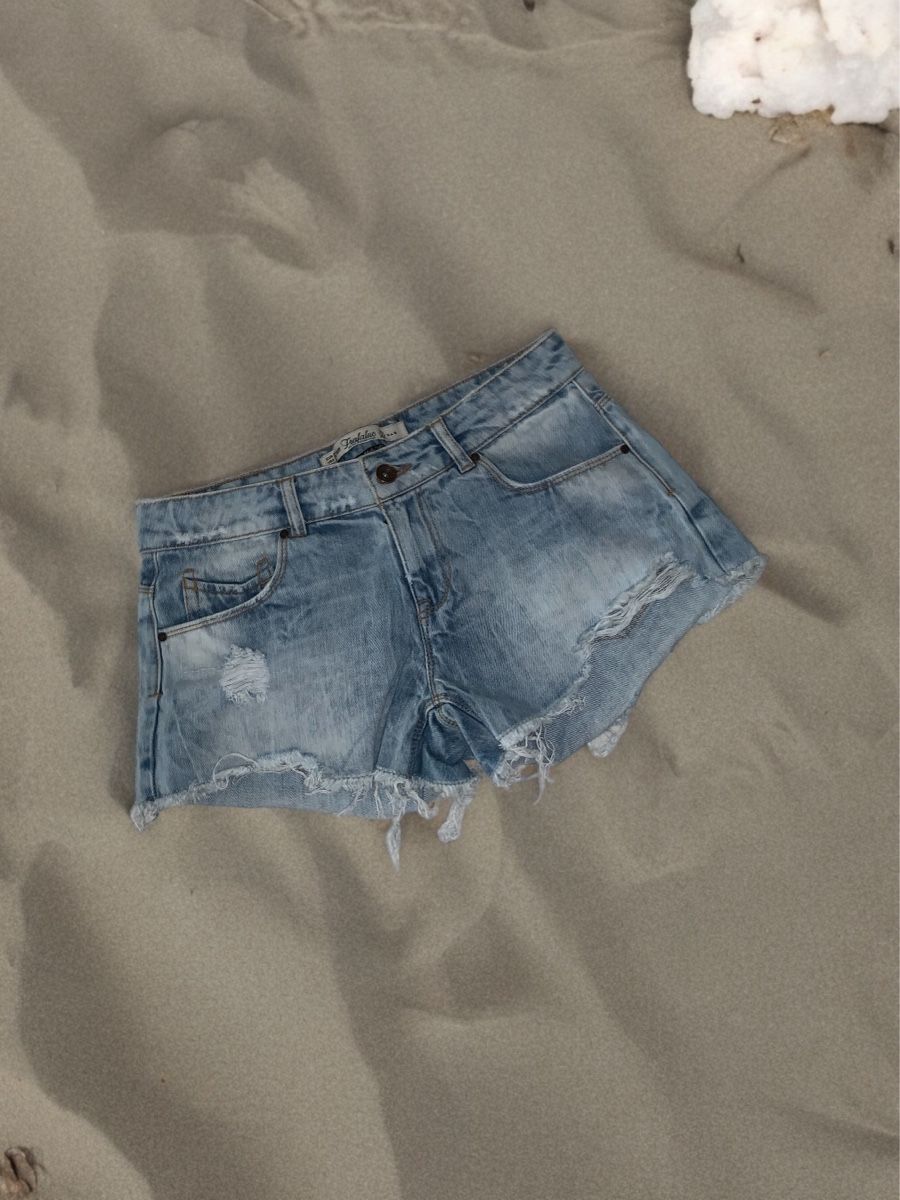 Zara Jeans: Kurze Jeanshose 5.- – Usato da unterentfelden venduto da leyla08 1