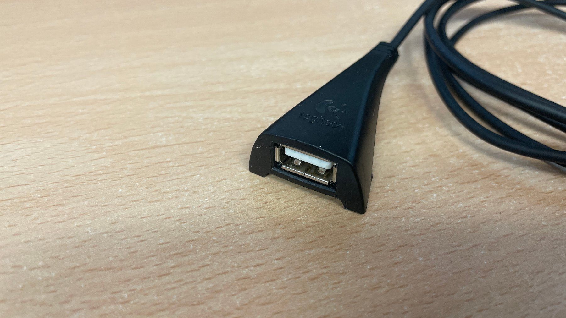 Logitech Cavi: Logitech USB Kabel für auf den Tisch – Nuovo (secondo la descrizione) da Glattfelden venduto da cybermaxx