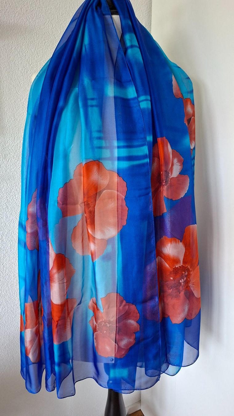 Foulard & Sciarpe: Schal mit Blumenmuster aus VISKOSE / SEIDE – Usato da Gattikon venduto da jeansgli