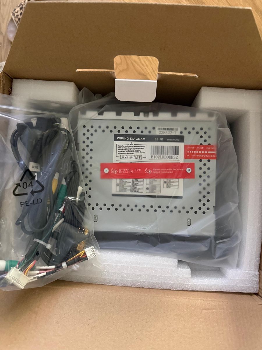Radios: Autoradio Orginalverpackt – Neuf avec emballage d'origine à Malters par fab_72xv 3
