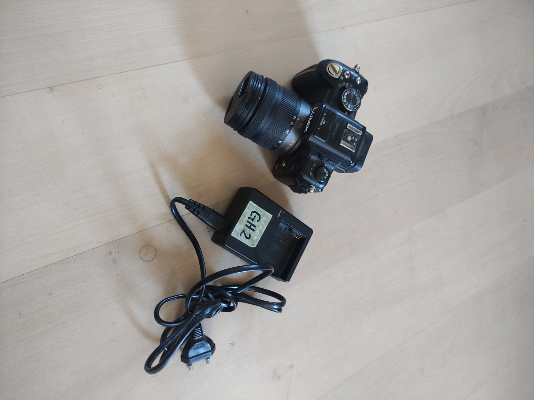 Panasonic Fotocamera: Lumix GH2 Spiegelreflexkamera – Usato da Cham venduto da cgroove