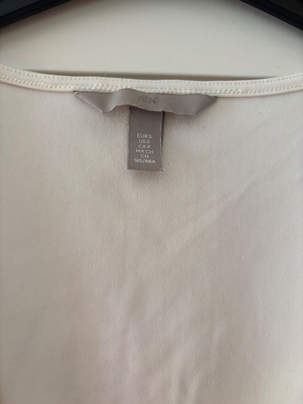 H&M Top: H&M Gr. S Top – Usato da Zürich venduto da Ksenia_RBR 2