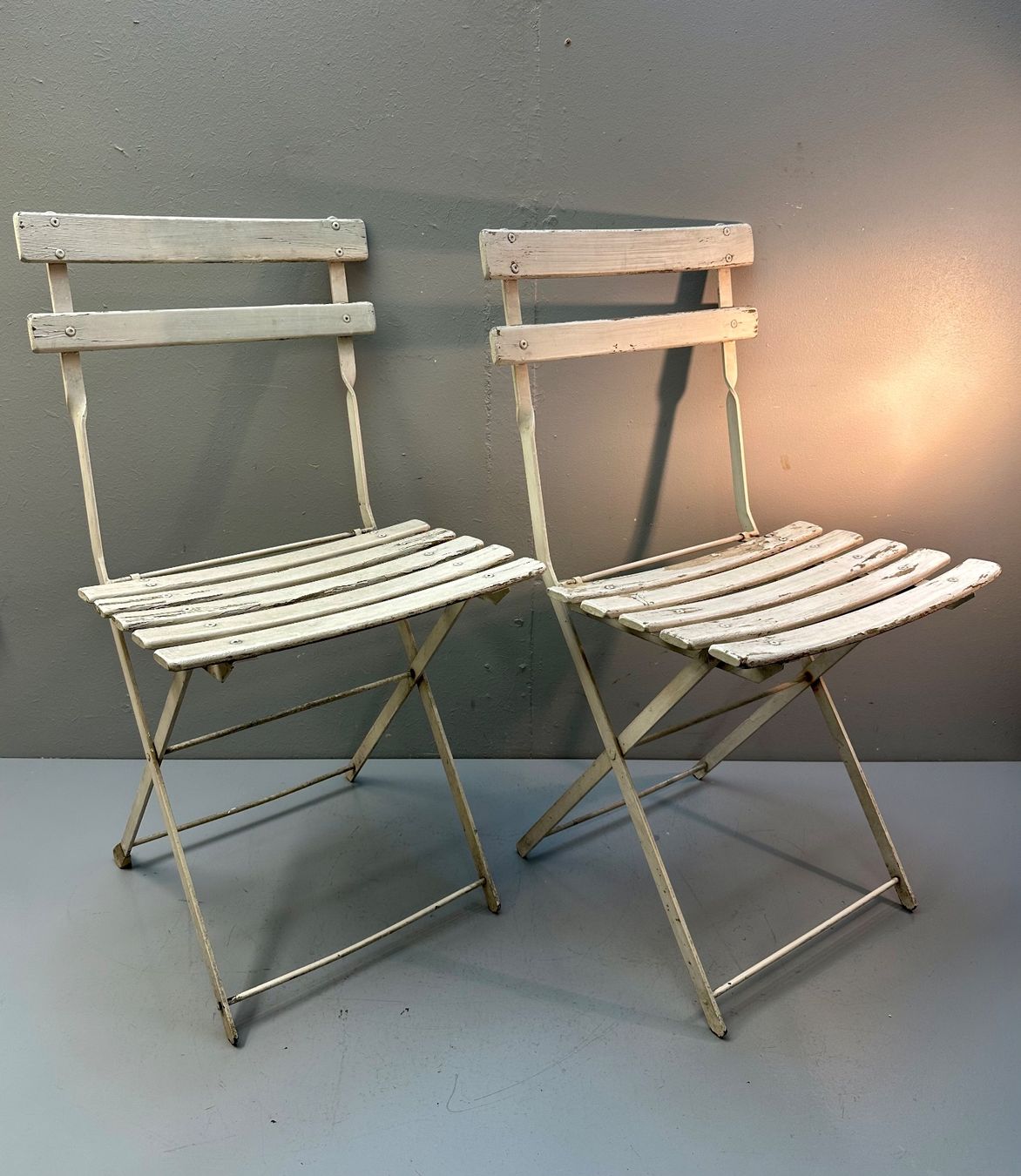 Chaises: 2x GARTENSTÜHLE AB 1.- !!! – D'occasion à Zürich par NIKI777