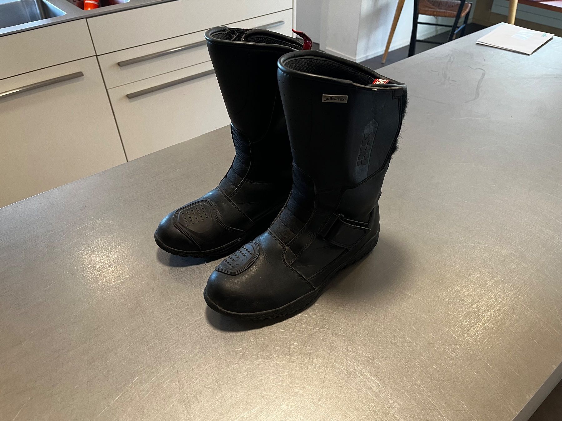Scarpe da uomo: Motorradschuhe – Usato da Ruswil venduto da D_erni 2