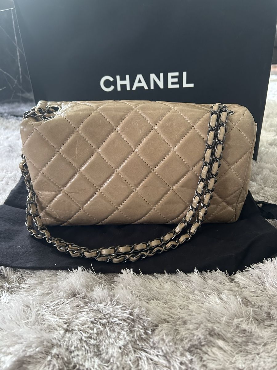 Chanel Borse da donna: Chanel Tasche beige mit Zertifikat, top Zustand – Usato da Oberrieden venduto da Mlew 4