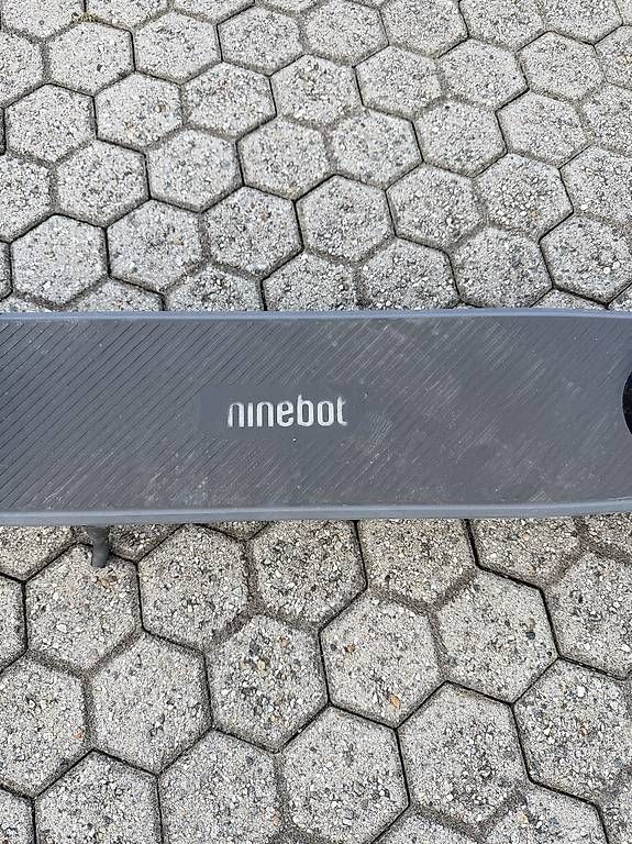 Kickboard: Monopattino elettrico – Usato da Agno venduto da chg_82vs 4