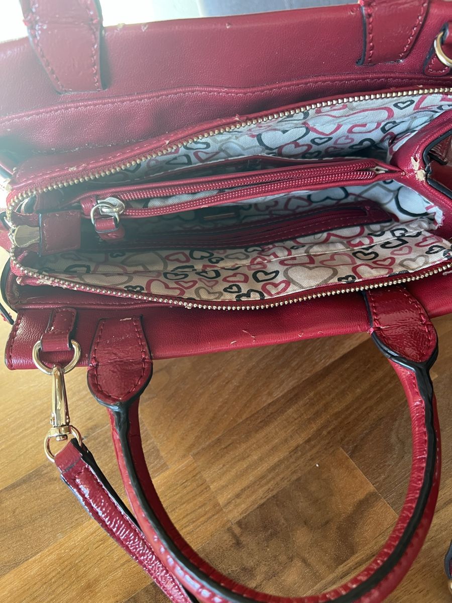 Guess Borse da donna: Sac GUESS – Usato da savièse venduto da karukeragwada 3