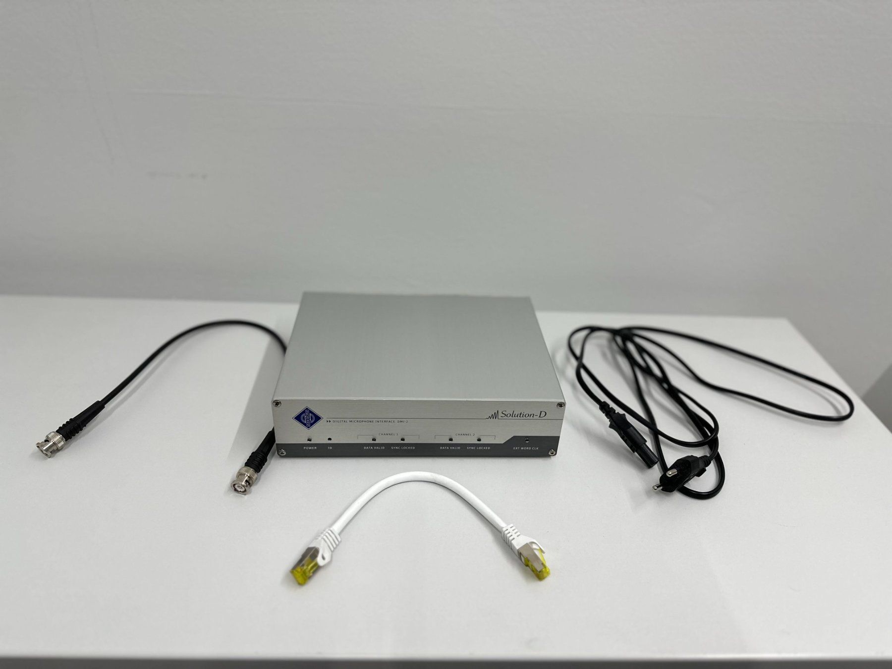 Registratori: Neumann DMI-2 – Digital Microphones Interface Solution-D – Usato da Dübendorf venduto da TrimTrend 2