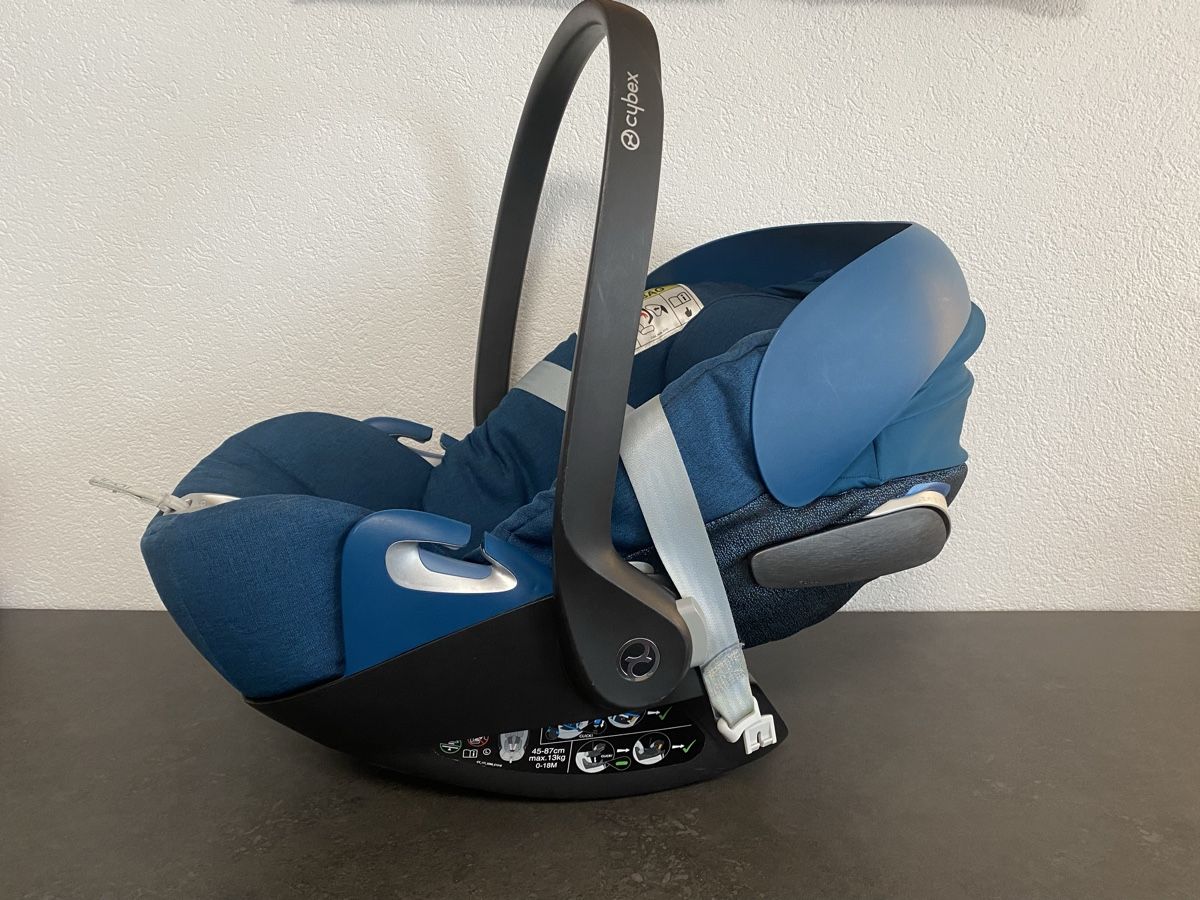 Cybex Seggiolini per auto: Cybex Cloud Z i-Size Plus + gratis Base – Usato da Rizenbach venduto da flavia.p 1