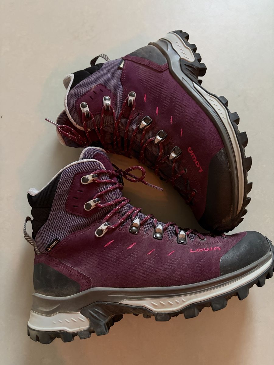 Lowa Scarpe da donna: Lowa Wanderschuhe Goretex Grössw 40 – Usato da Derendingen venduto da flavi-ri