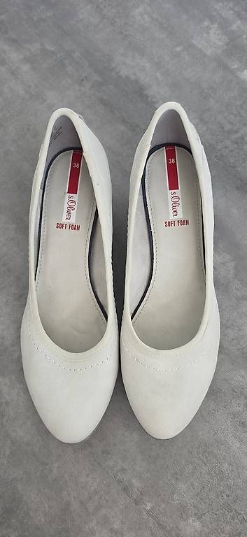 Chaussures femmes: Pumps S.Oliver ungetragen Gr.38 – D'occasion à Appenzell par San-cu