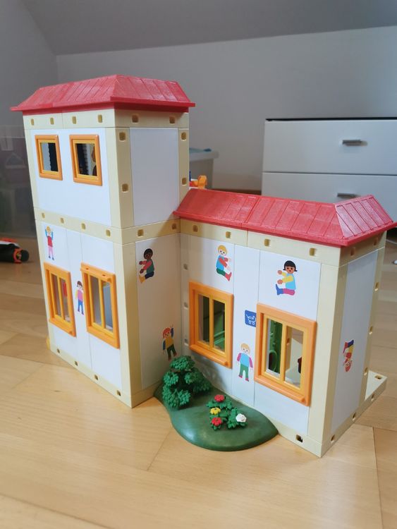  Playmobil Kindergarten (Gebraucht) in Bettlach für CHF 25 – mit Motiv 