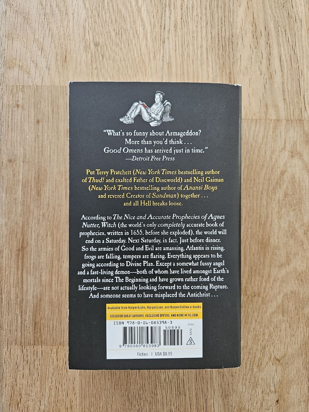 Bücher: Good Omens - Terry Pratchett & Neil Gaiman – Neu (gemäss Beschreibung) aus Bulle von janeyreadsonthetrain 1