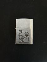 Vintage Zippo Sturmfeuerzeug mit Stier Motiv, Top Zustand