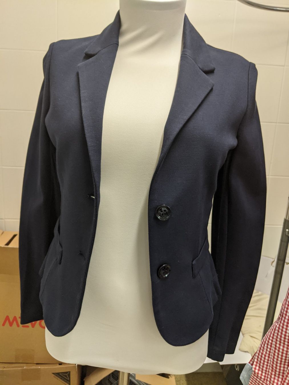 Giacche: Damen Blazer Gr 34 – Usato da Langnau am Albis venduto da Judithsebi 1