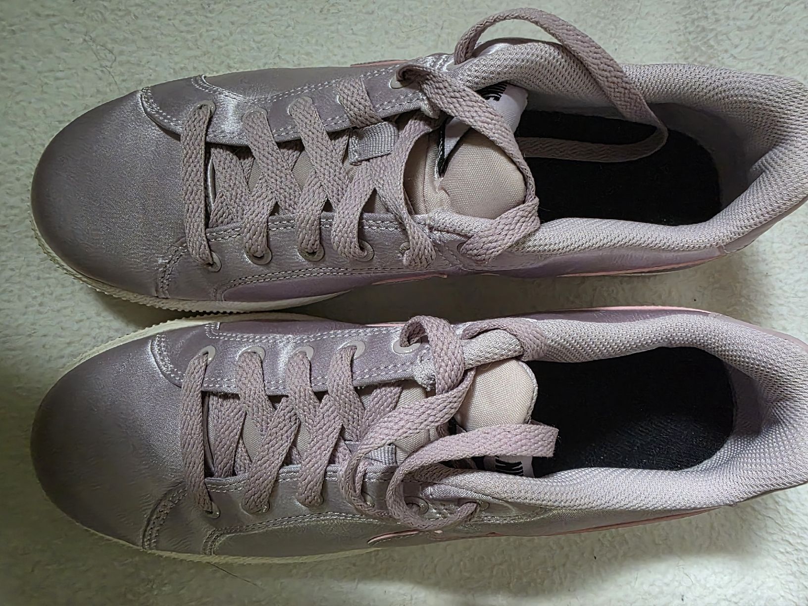 Nike Scarpe da donna: Sneaker  – Usato da Malix venduto da Max05