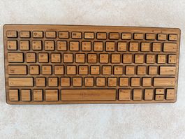 Bluetooth Bamboo Keyboard / Tastatur