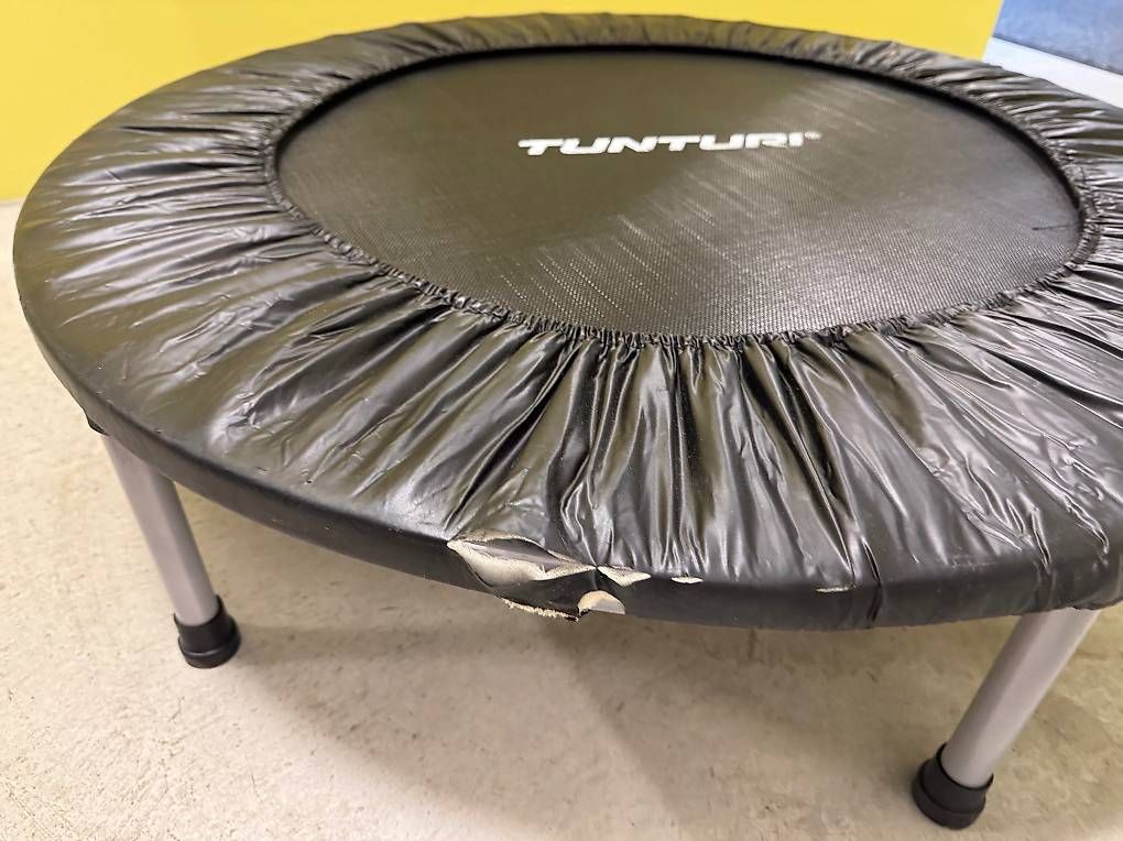 Trampolines: Trampolin  – D'occasion à Thalwil par doreen05 2