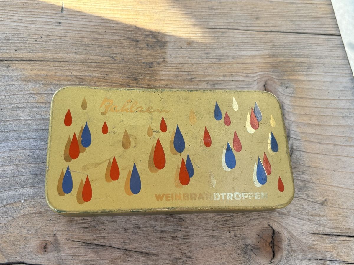 Altro in Decorazioni & Accessori: Bahlsen Weinbrandtropfen Dose – Usato da Würenlos venduto da Ashley24 1