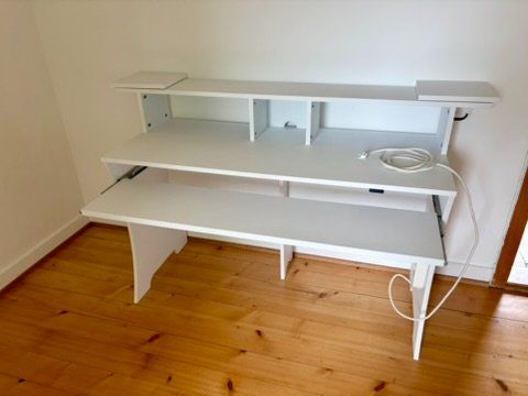 Bureaux: Weisser Schreibtisch / Studiotisch – D'occasion à Uster par eli_fnh2 3