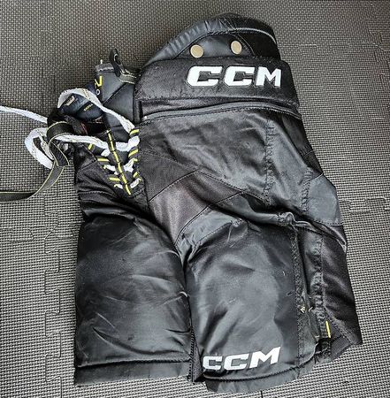 CCM AS-V Pro JR hockey pants 