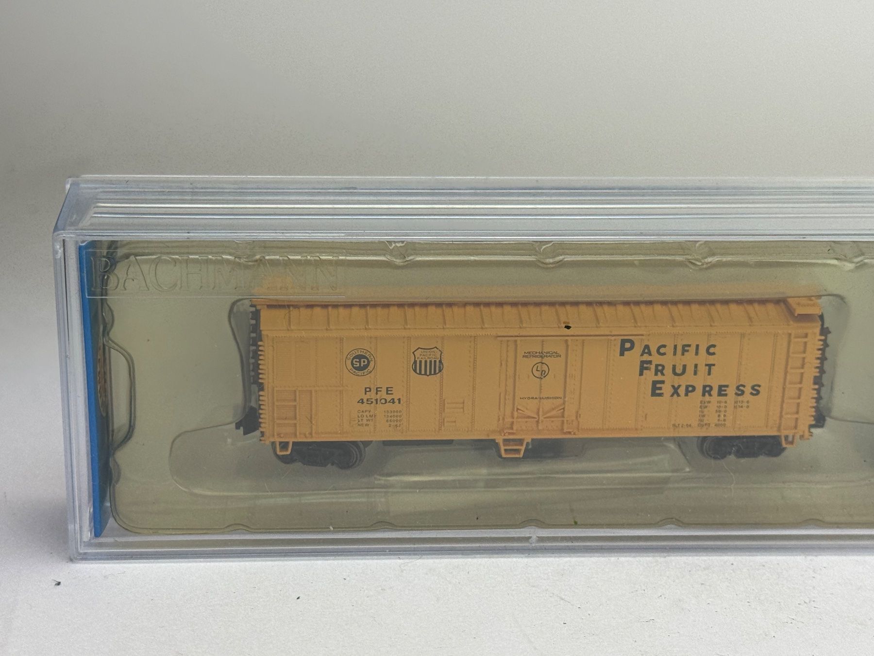 Modelleisenbahnen: EX-  Bachmann Stahl Wagen Pacific Fruit Express – Gebraucht aus Elm von Wikmtz
