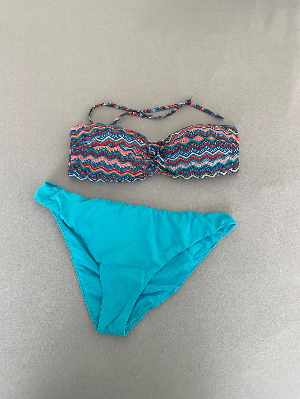 Badekleider & Bikinis: Bikini 👙 – Gebraucht aus Teufen AR von Memilu