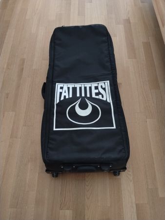 Fattitesi Wakeskate Tasche mit Rollen