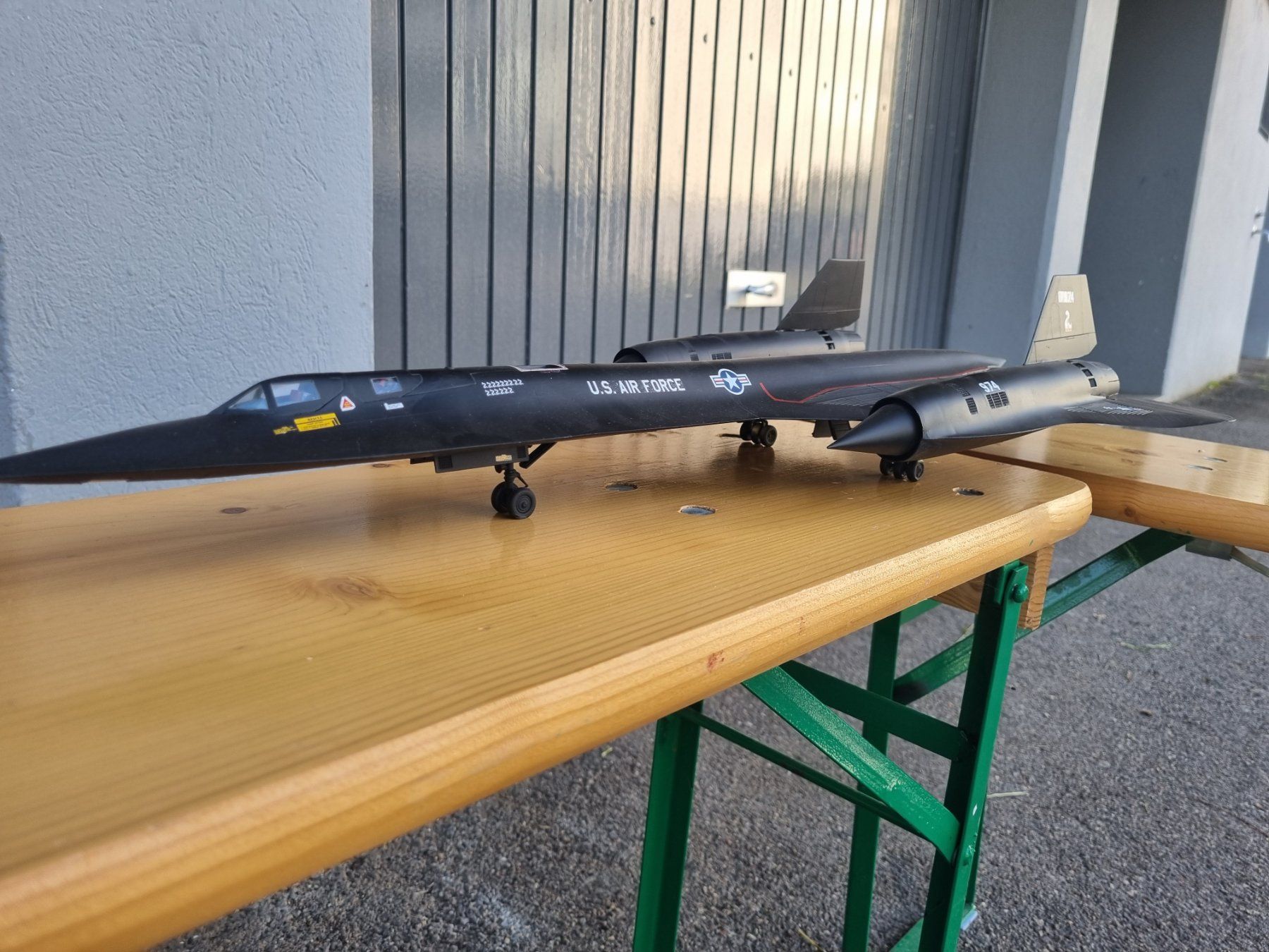 Lockheed Modellbausätze & Standmodelle: Modellflugzeug SR-71 Blackbird 1:48 gebaut – Gebraucht aus Männedorf von Modell-Spezialisten 8