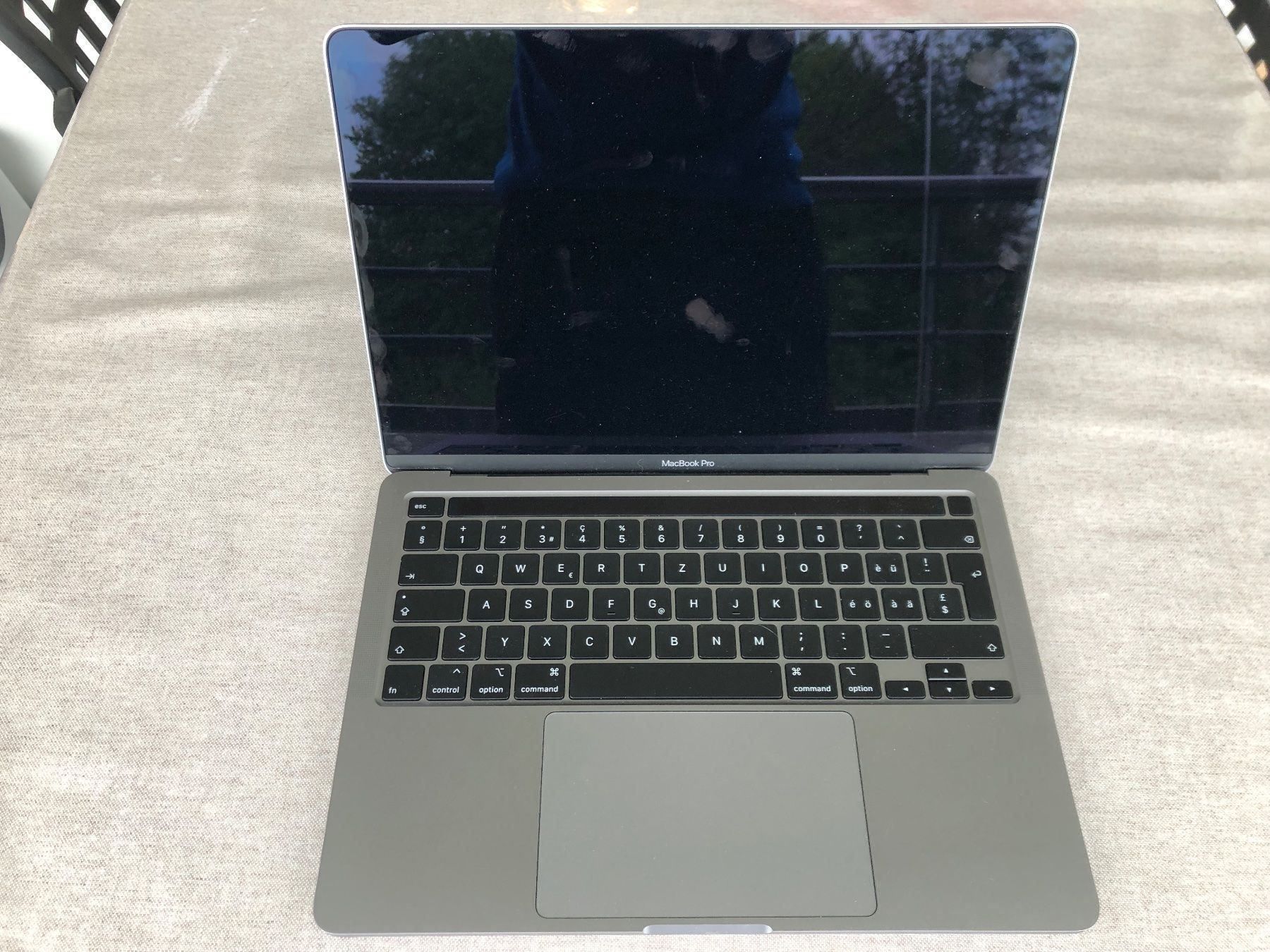 Apple Notebooks: MacBook Pro Intel (13-inch, 2020) – Gebraucht aus Luzern von ElGundo