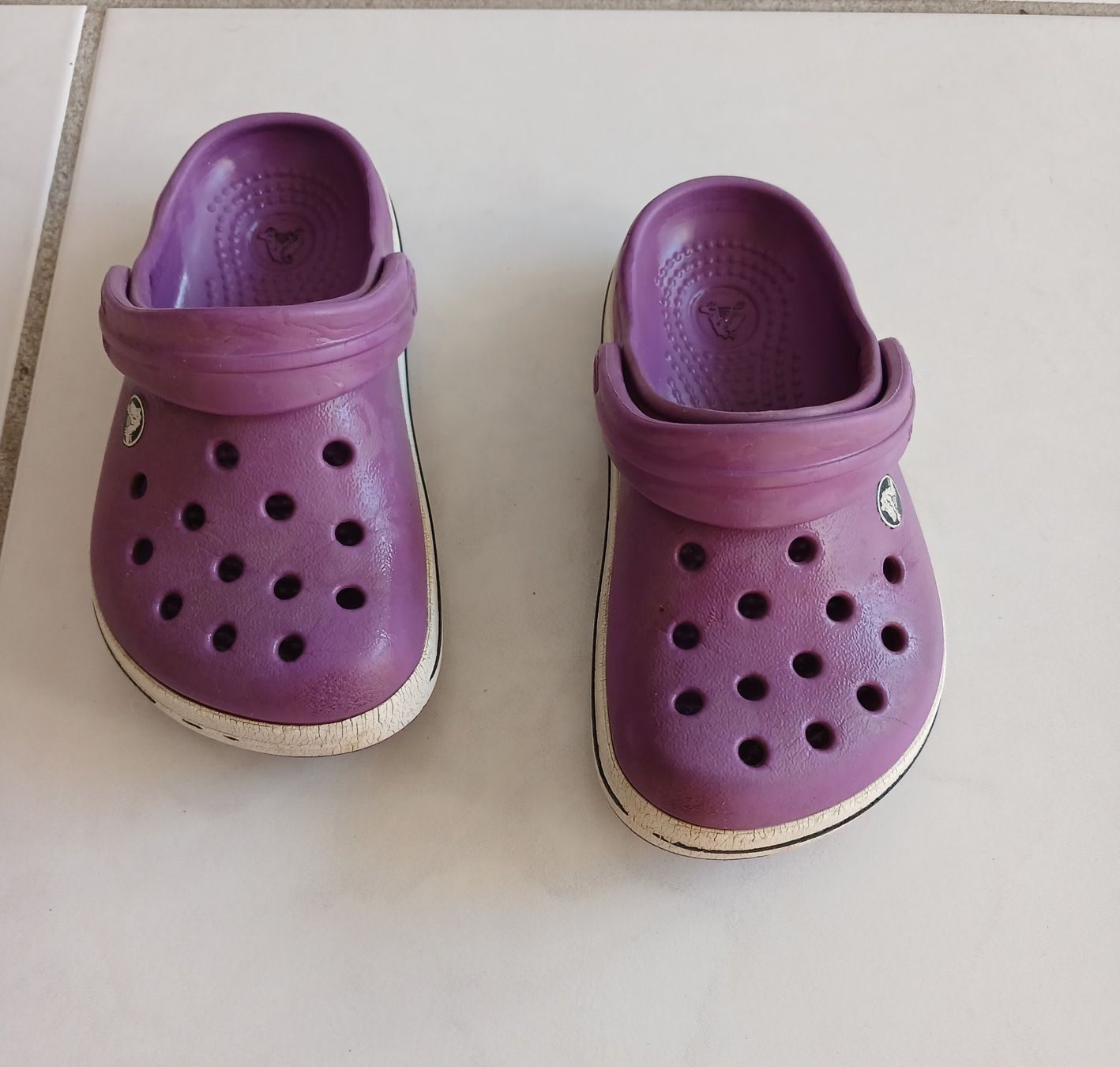 Crocs Scarpe per ragazze: Crocs lila 6c7 – Usato da Arlesheim venduto da rut_fb7k