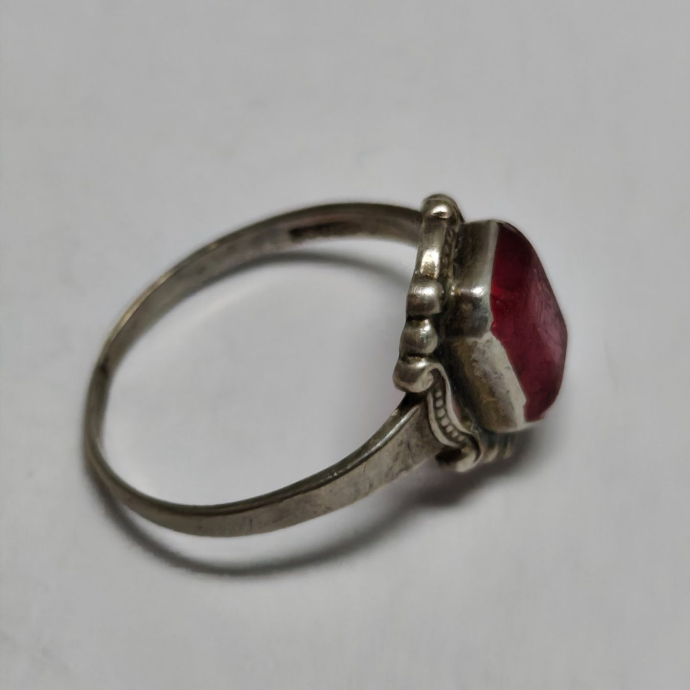 Bagues: Vintage Silberring 800 mit rotem glass #B2 – D'occasion à Châtelaine par Tropic.Watch2 2
