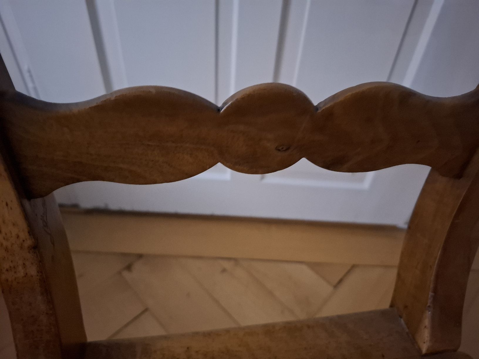 Stühle: Antiker Biedermeier Holzstuhl – Gebraucht aus Stäfa von UH82 1