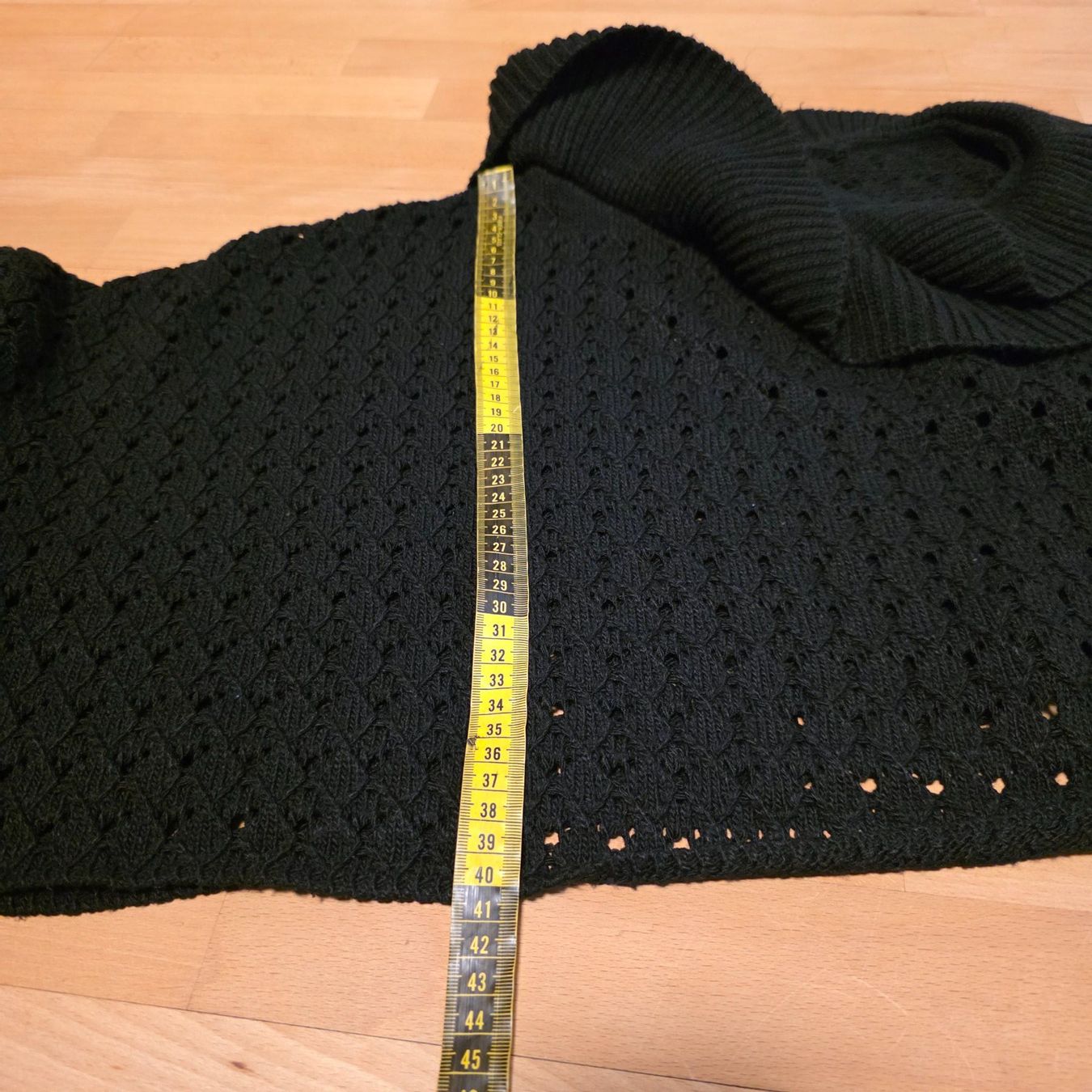 Pullover & Sweatshirts: 🖤 Schwarzer Crop Strickpullover Oversize M/L – Gebraucht aus Wald ZH von CapLux 3