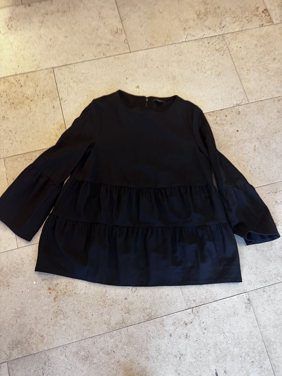 Cos Maglioni & Felpe: COS Pullover schwarz Grösse 34  – Usato da Buchs SG venduto da Sunie