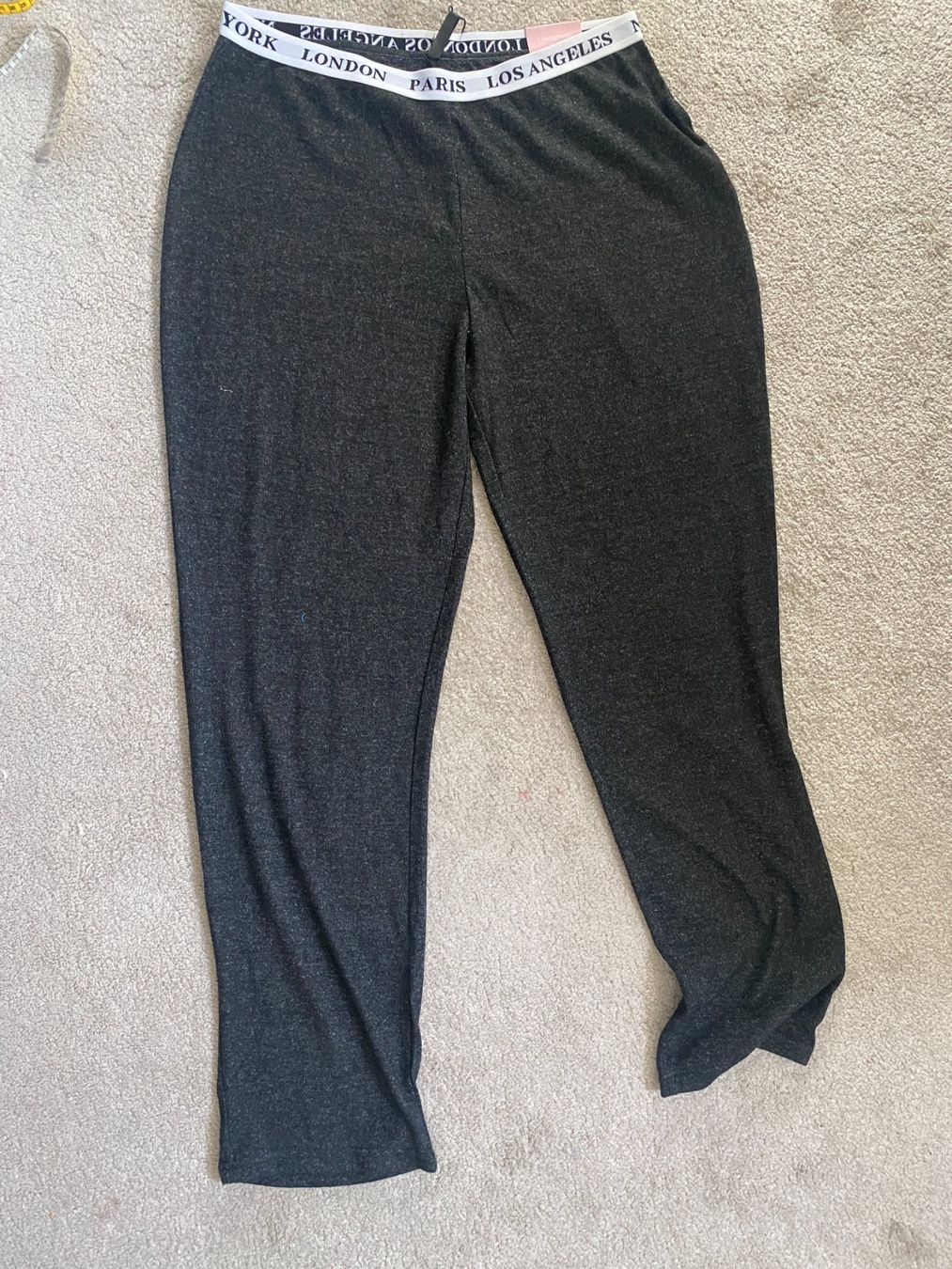 Pantaloni: Hose XL – Nuovo (secondo la descrizione) da Liestal venduto da aarroon