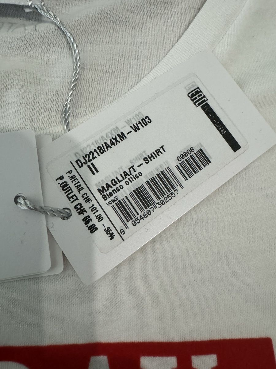 Patrizia Pepe T-shirt: T-shirt Patrizia Pepe nuova – Nuovo e nell'imballaggio originale da Corteglia venduto da Doubleu-09 3