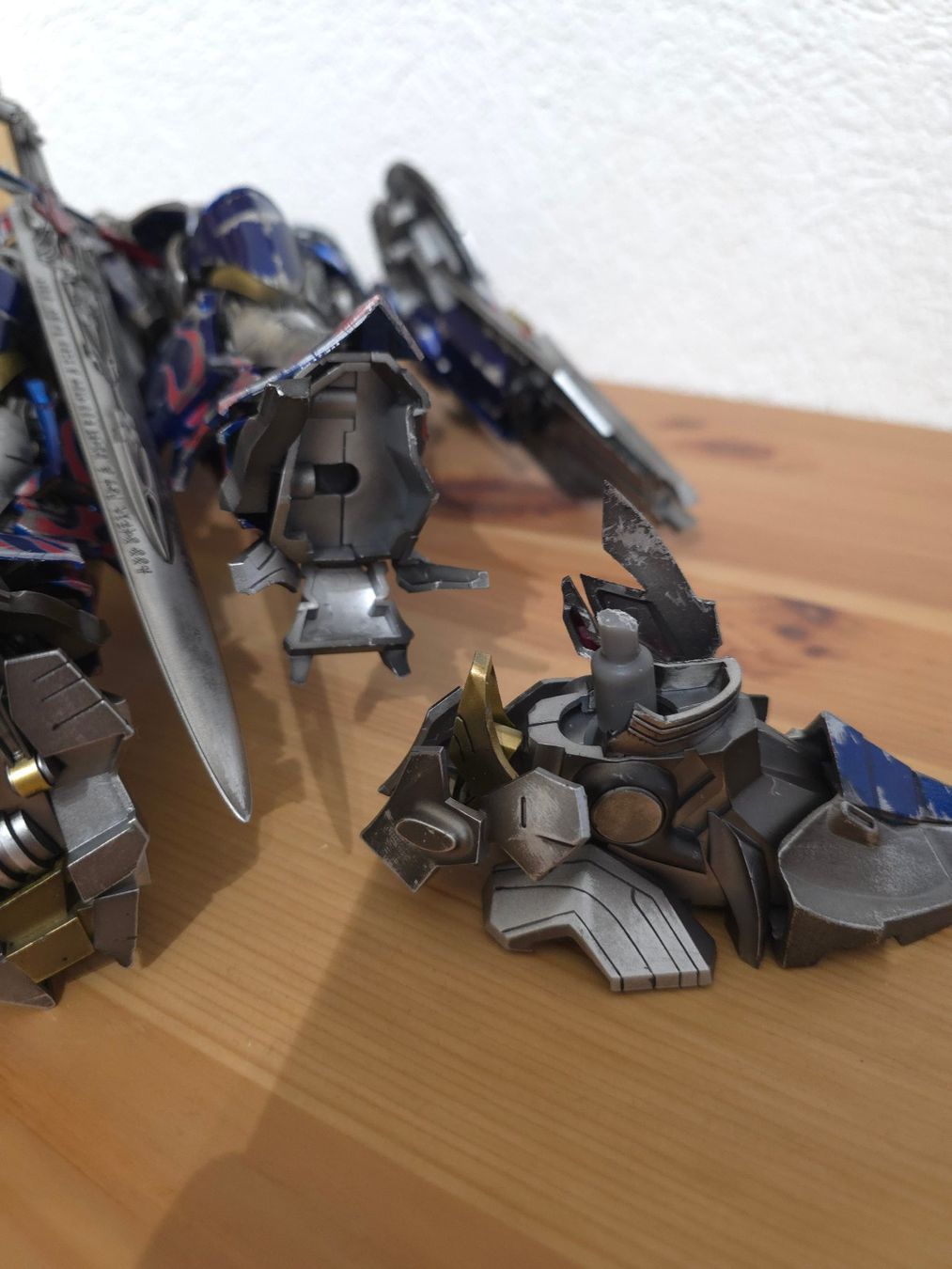 Statuette: Transformers Optimus Prime Comicave – Usato da Yverdon-les-Bains venduto da fil_xg2t 4