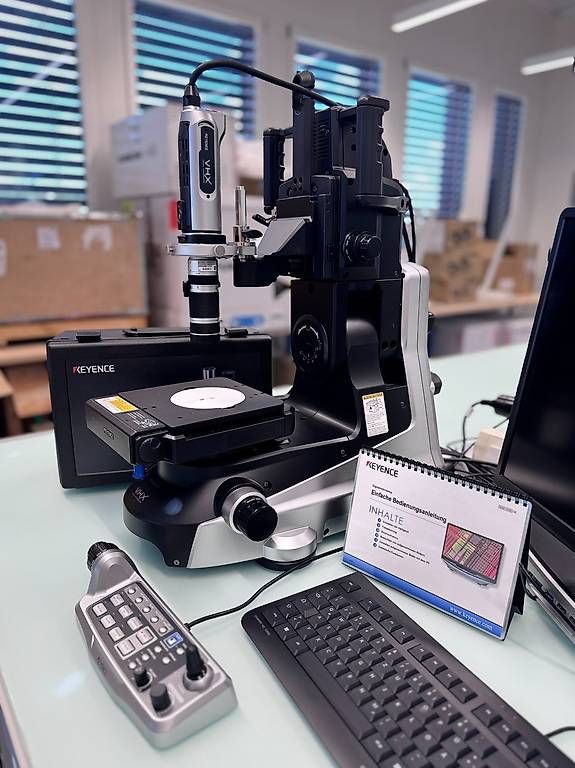 Microscopi: Keyence VHX-7000 Digital Microscope – Usato da Schlieren venduto da nin_vkb7 1