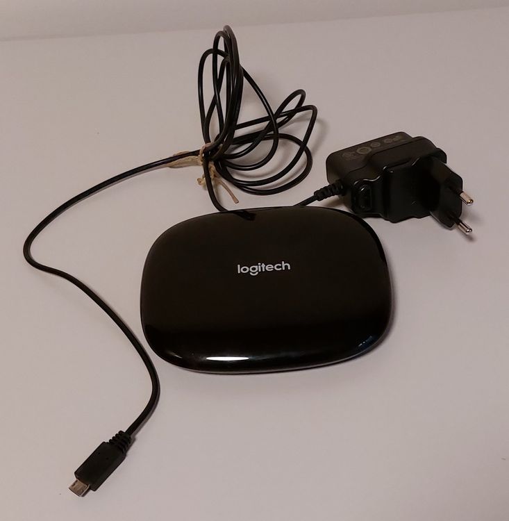 Fernbedienung Logitech Harmony mit Hub Kaufen auf Ricardo