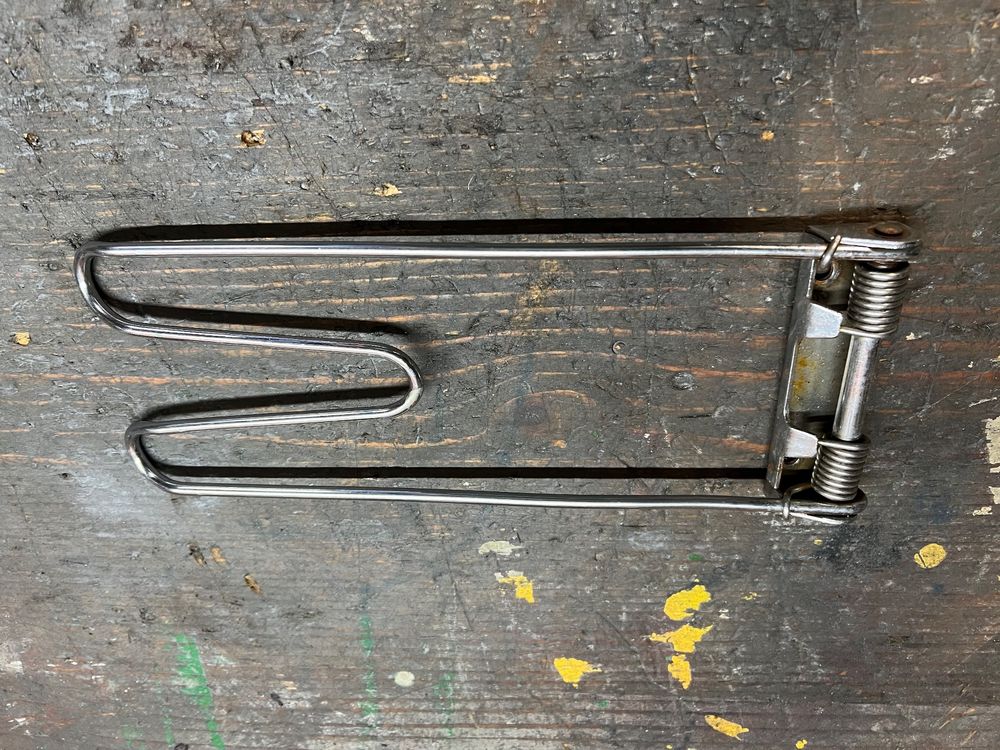 Porte-bagages vélo avant en métal – Solide et léger - Équipements vélos