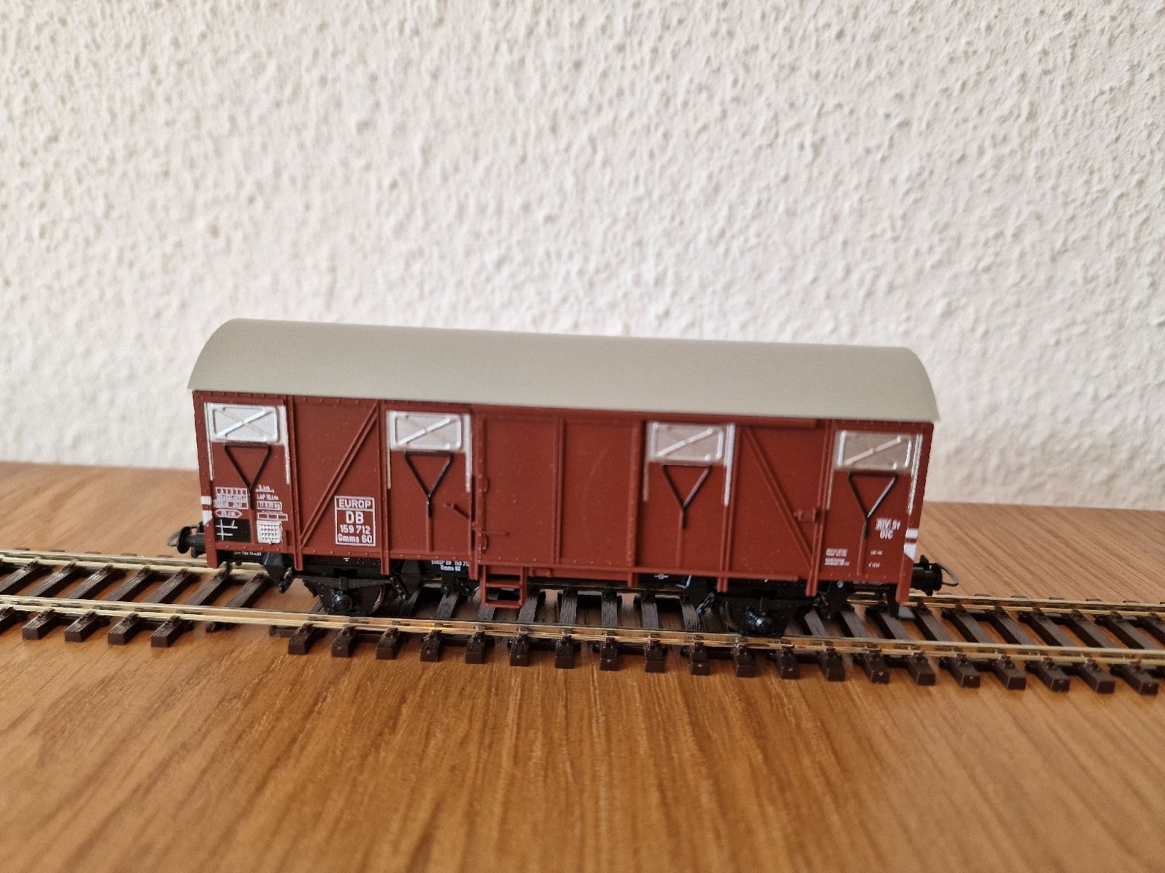 Roco Modellini di ferrovie: DB Güterwagen H0 – Usato da Matten b. Interlaken venduto da lor_hr9w