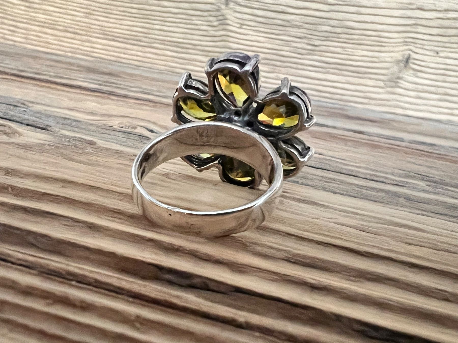 Anelli: mega Ring opulent Blume Peridot Steine 925 Silber Grösse 55 – Nuovo (secondo la descrizione) da Bern venduto da Jiffy 4