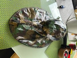 Regenhut Hut Schweizer Armee Militär Schwingfest Baustelle