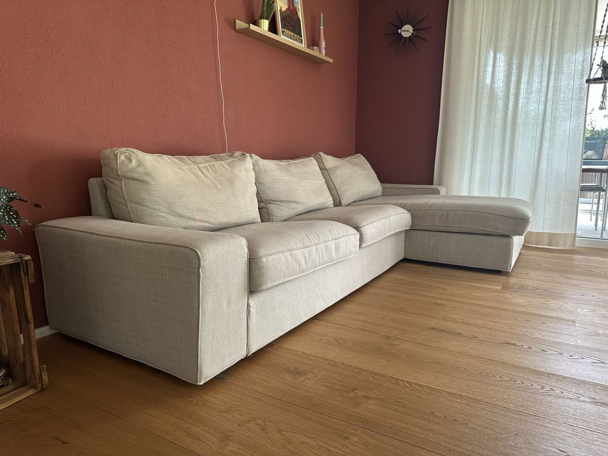 Divani: IKEA KIVIK 4er-Sofa mit Récamiere – Beige – Difettoso da Ruswil venduto da GARAN 1