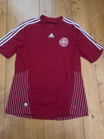 Adidas Dänemark Fussballtrikot