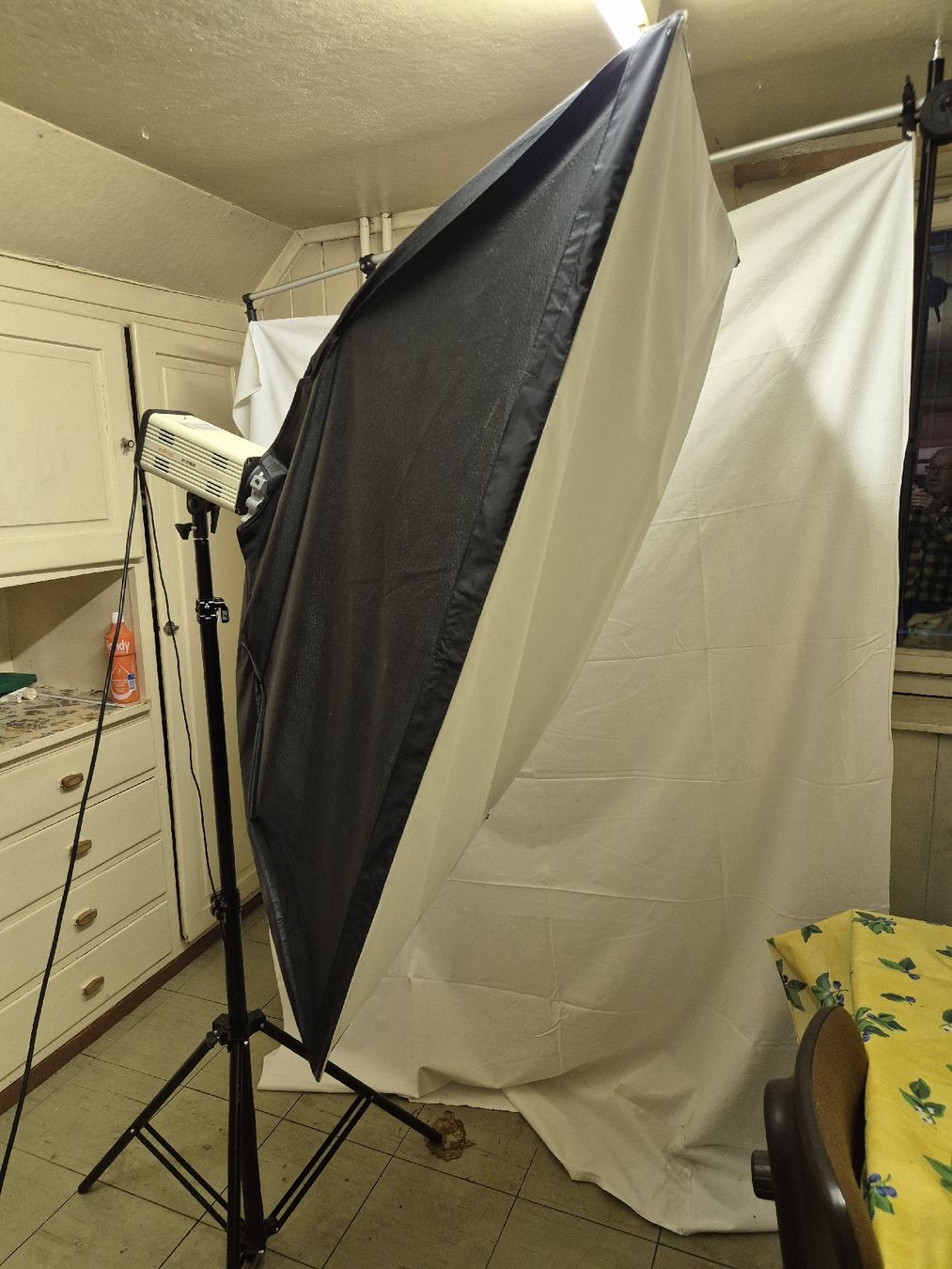 Walimex Blitze: Walimex CY-350CR Studioblitz mit Stativ und Softbox – Gebraucht aus Weiach von Bruce30