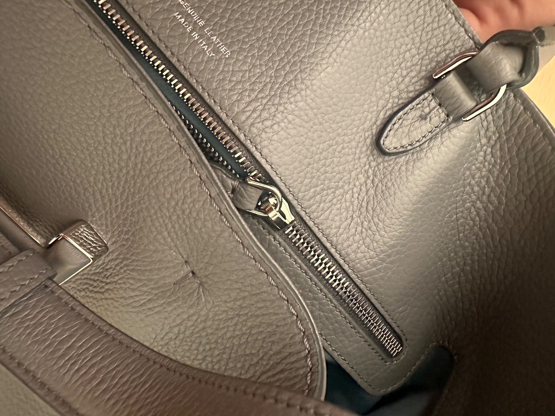 Tod'S Sacs femmes: Originale Tod's Ledertasche/Schopper – Neuf (Voir description) à Dübendorf par eld_5pbv 6