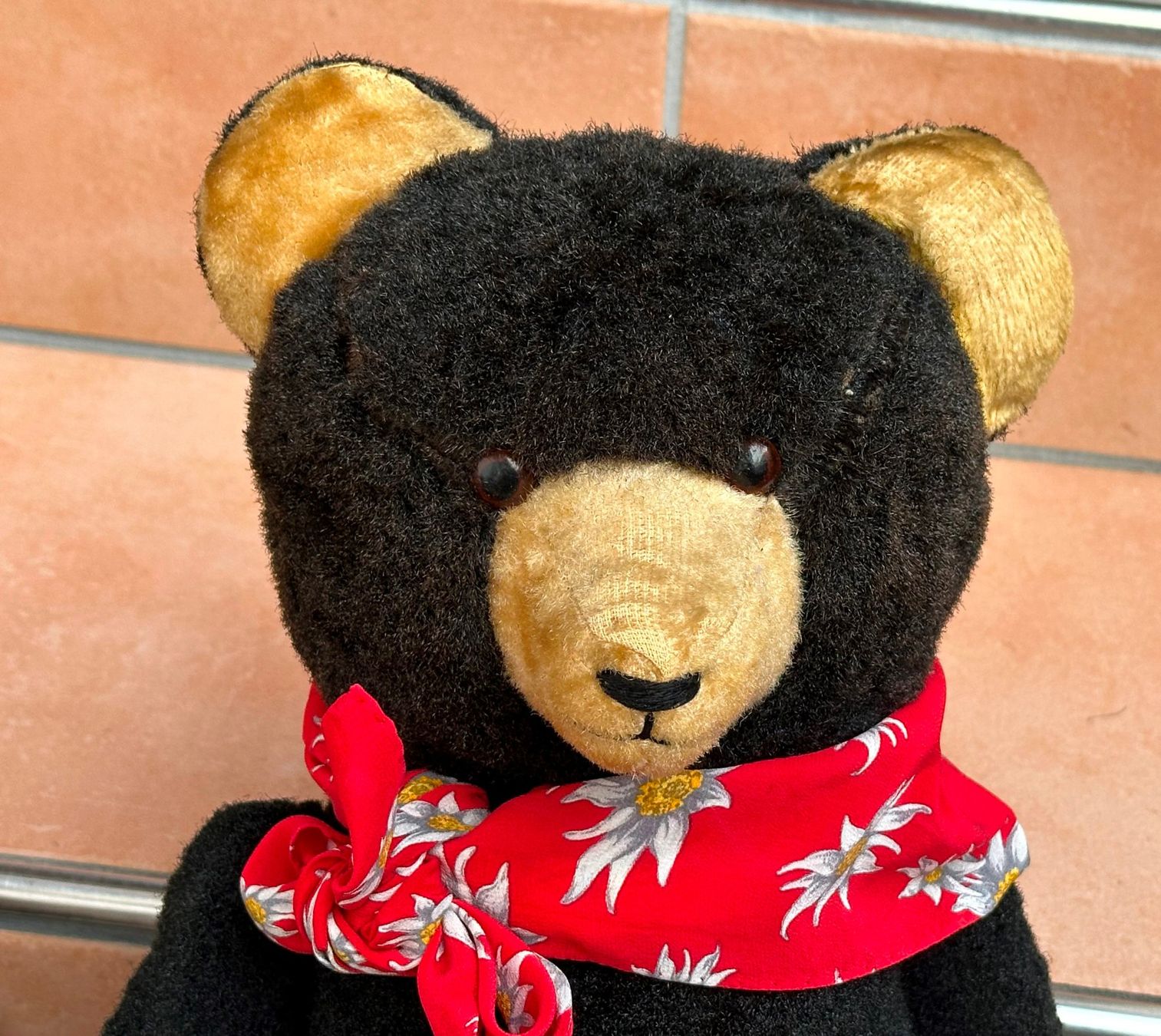 Spielzeuge: 2 alte Teddybären Steiff Hermann Teddy Bären – Gebraucht aus Flüelen von Amazona03 5